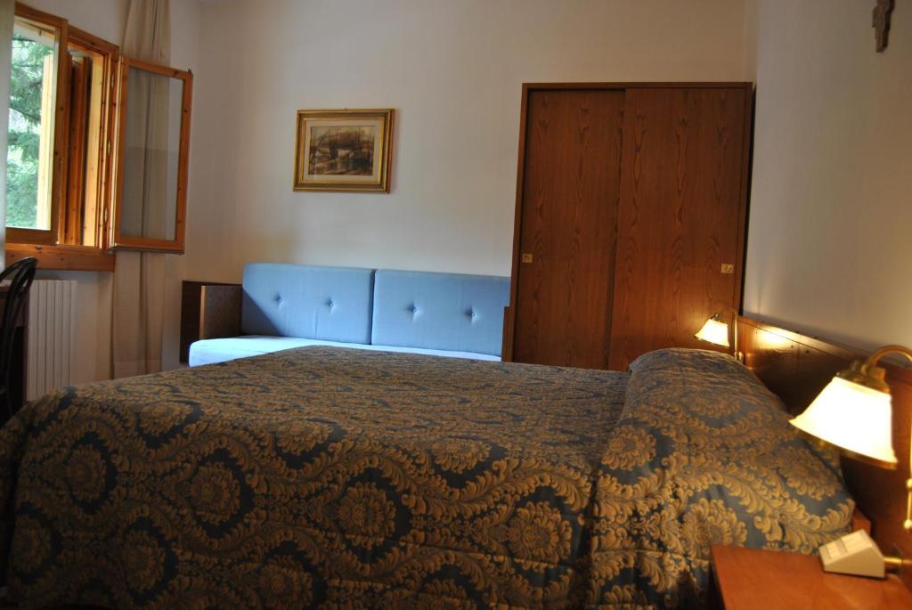 Hotel Archimede Reggello Quarto foto